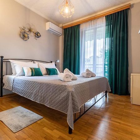 Johnny'S Three Bedroom Apartment Nafplio Exterior foto