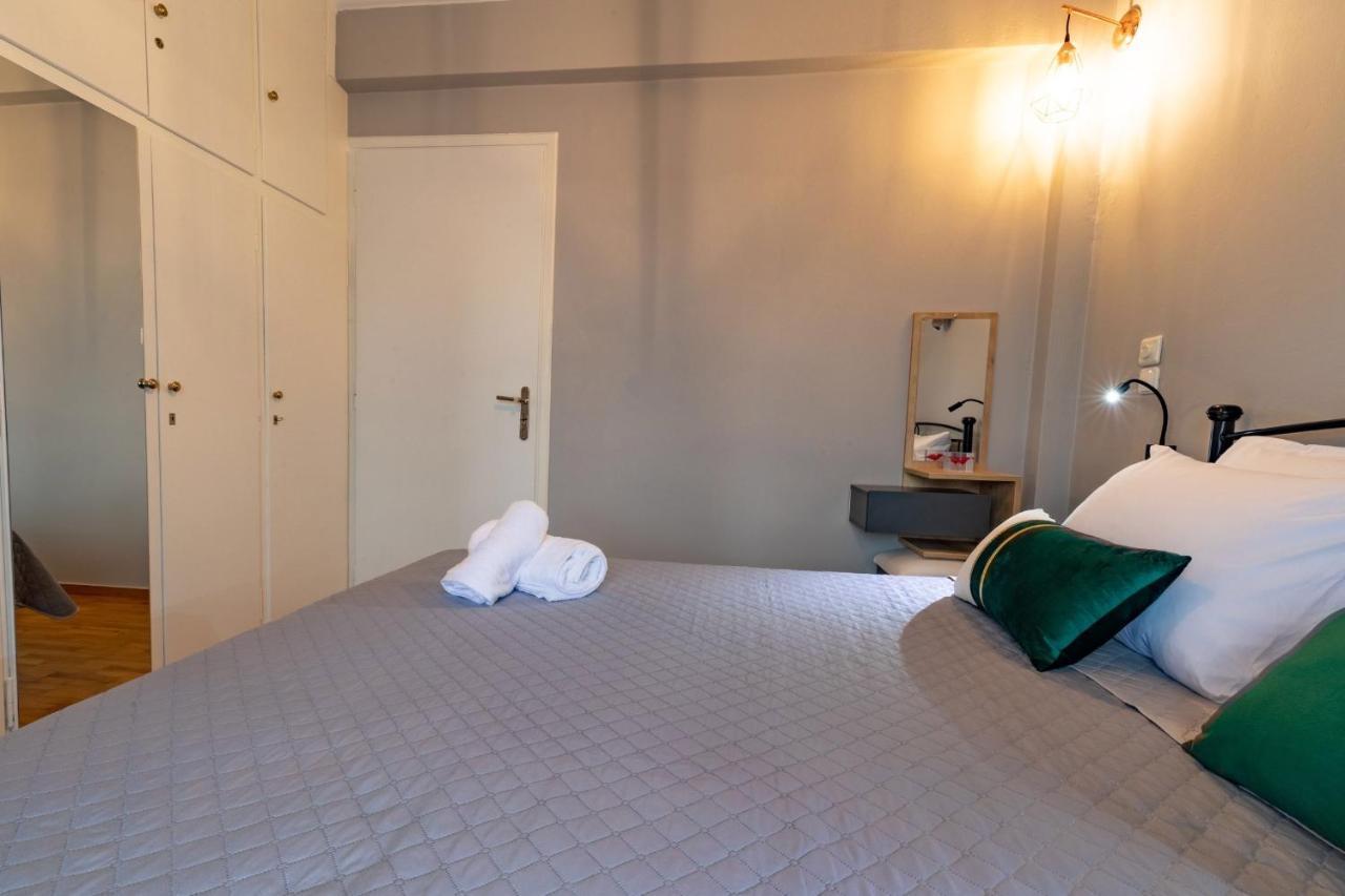 Johnny'S Three Bedroom Apartment Nafplio Exterior foto