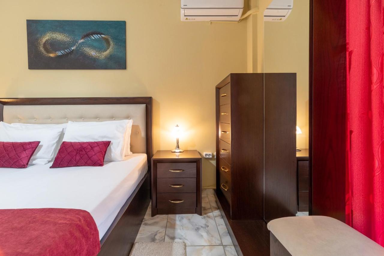 Johnny'S Three Bedroom Apartment Nafplio Exterior foto