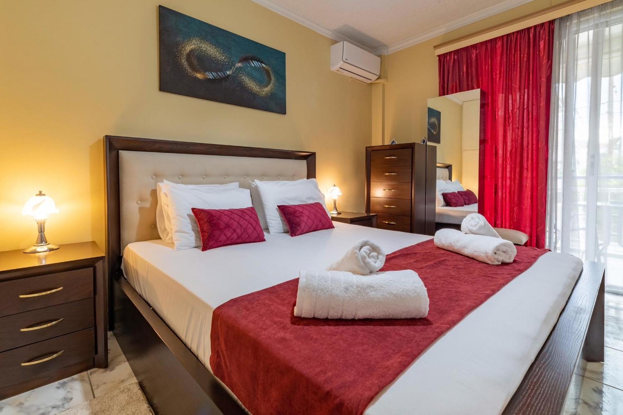 Johnny'S Three Bedroom Apartment Nafplio Exterior foto