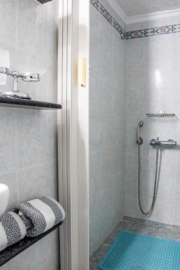 Johnny'S Three Bedroom Apartment Nafplio Exterior foto